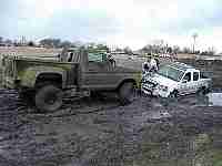 stuck_nissan_002.JPG